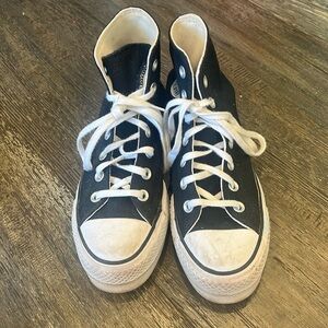 Black platform converse all stars